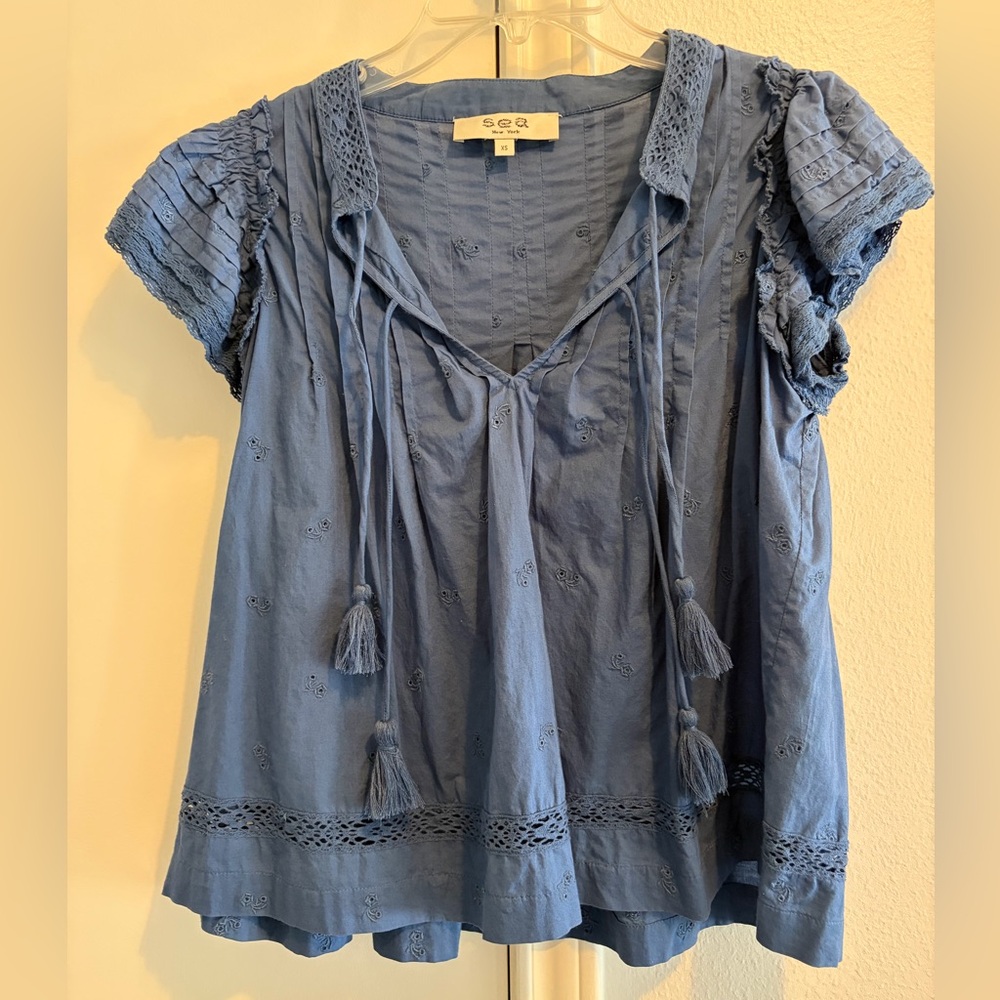 SEA Women's Loren Flutter Sleeve Top XS - Picture 2 of 5